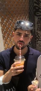 637705099: Chico busca chica en Navarra