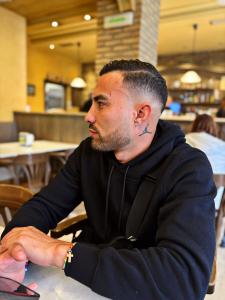 612561084: Chico busca chica en Madrid