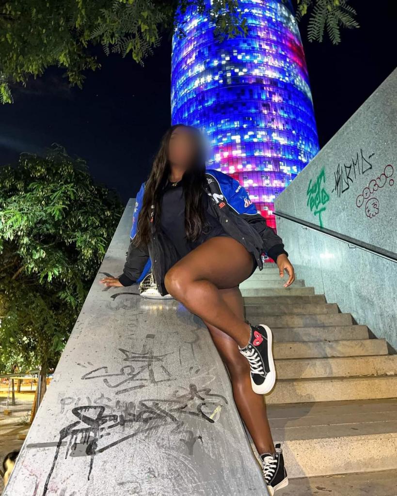 666273547: Chica busca chico en Tenerife