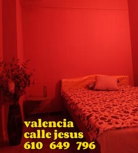 610649796: Chica busca chico en Valencia