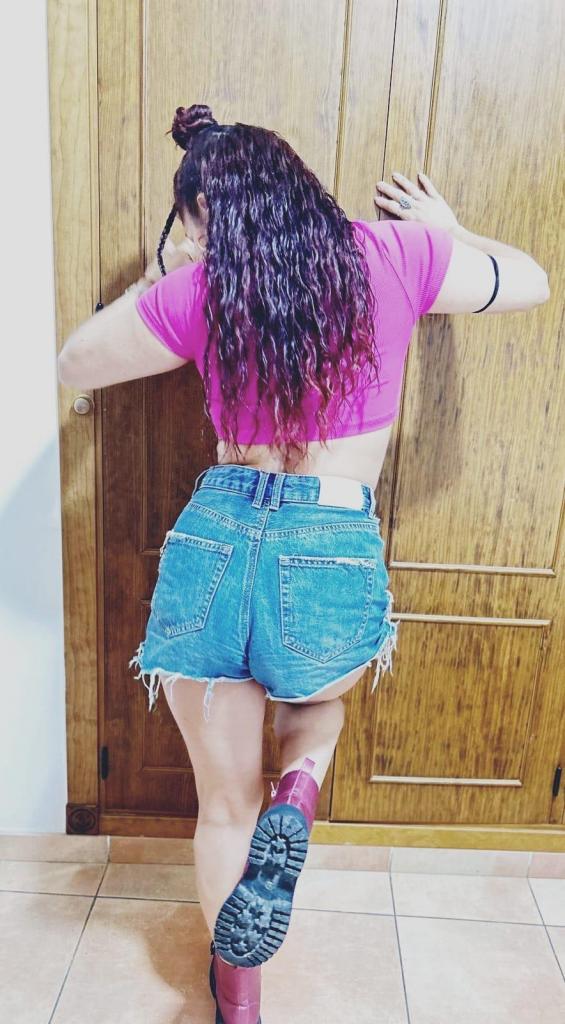 Chica busca chico en Cádiz: 