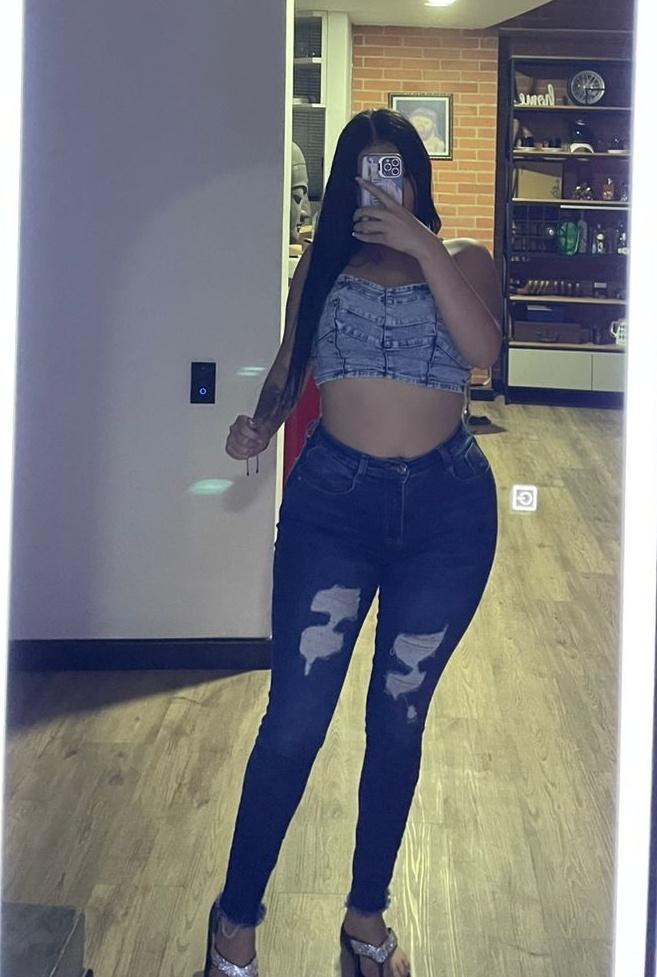 Chica busca chico en Tenerife: 