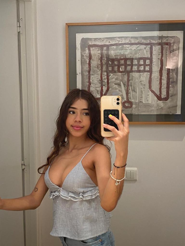 Chica busca chico en Barcelona: 