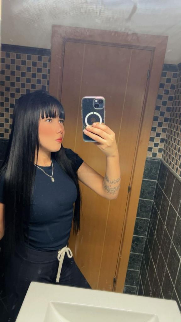 667693219: Chica busca chico en Málaga