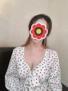 687290529: Chica busca chico en Lugo