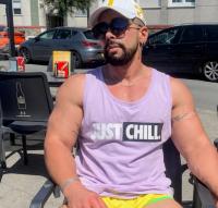 698133722: Chico busca chica en Valladolid