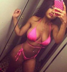 631521843: Chica busca chico en Huelva