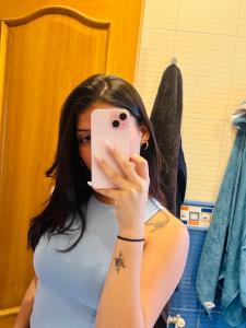 627504803: Chica busca chico en Barcelona