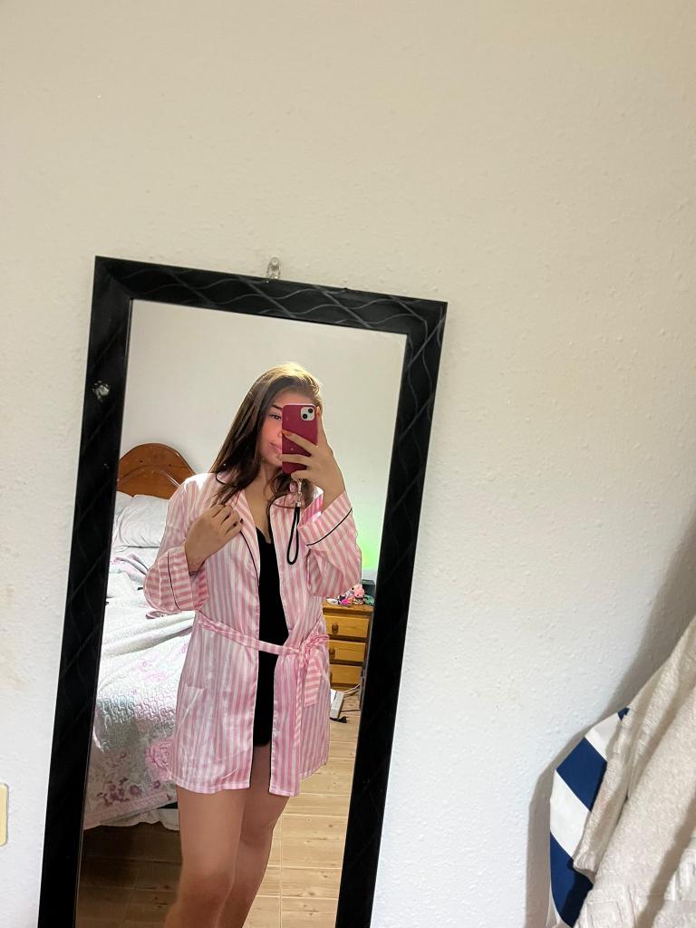 643771916: Chica busca chico en Cáceres