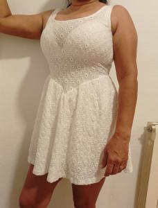 645487553: Chica busca chico en Madrid