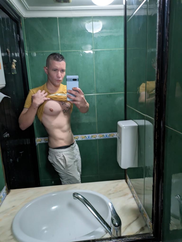 Chico busca chica en Alicante: 