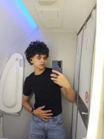 654892695: Chico busca chica en León