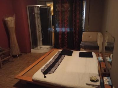 Chica busca chico en Madrid: 