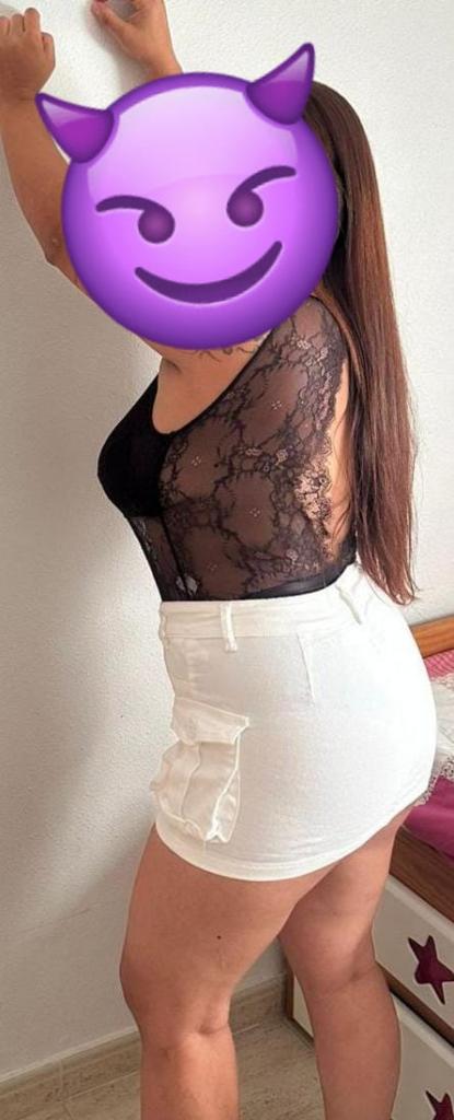 Chica busca chico en Almería: 