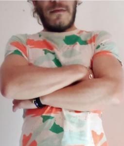 613989384: Chico busca chica en La Coruña