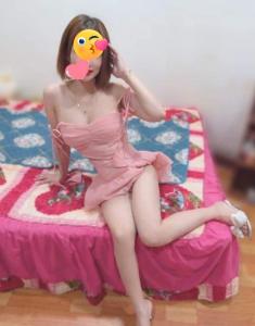 666277086: Chica busca chico en Valencia