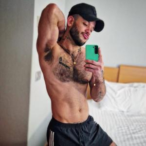 Chico busca chica en Las Palmas: 