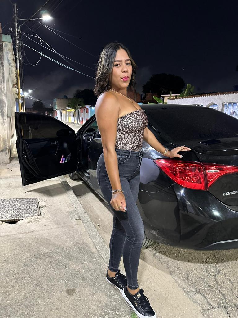 Chica busca chico en Almería: 