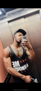 641054994: Chico busca chica en Zaragoza