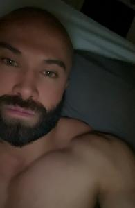 Chico busca chica en Málaga: 