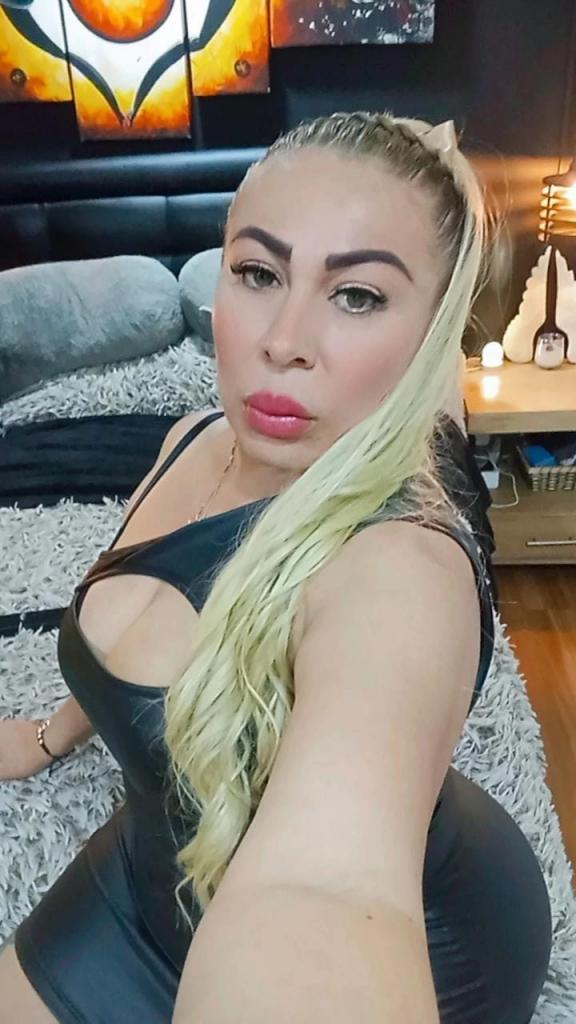 Chica busca chico en Castellón: 