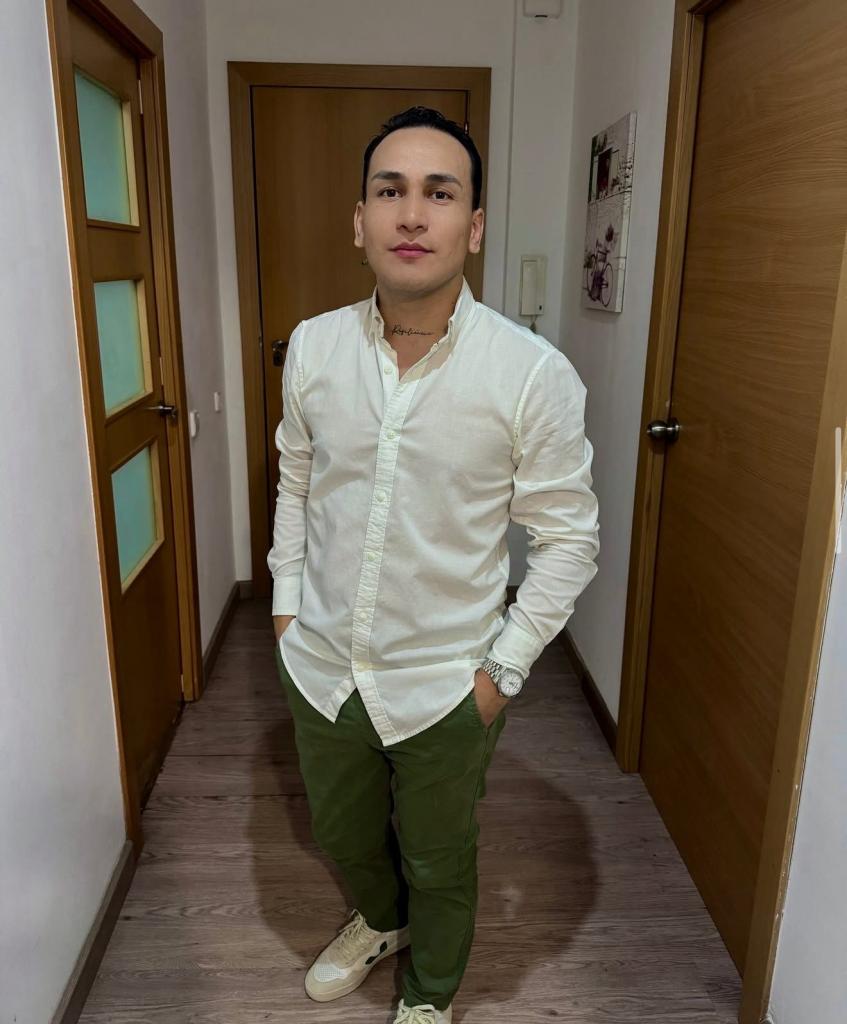 Chico busca chica en Barcelona: 