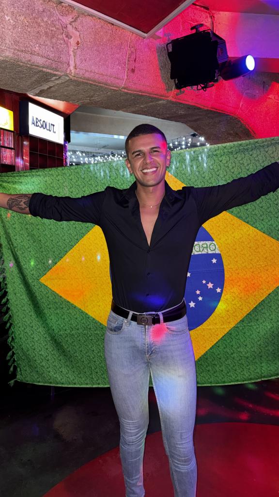 Chico busca chica en Pontevedra: 