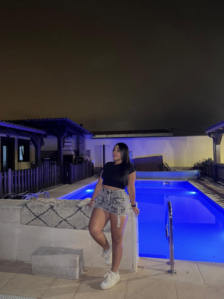 Chica busca chico en La Coruña: 