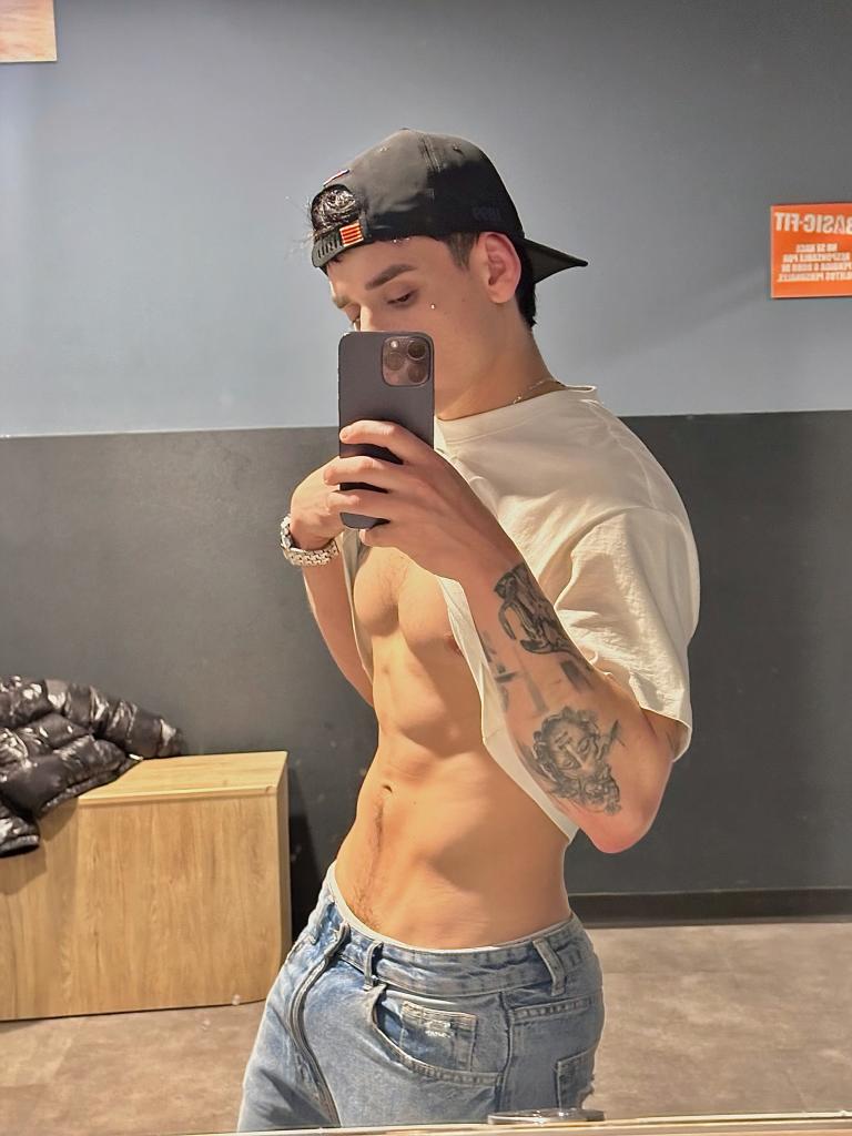 Chico busca chica en Zaragoza: 