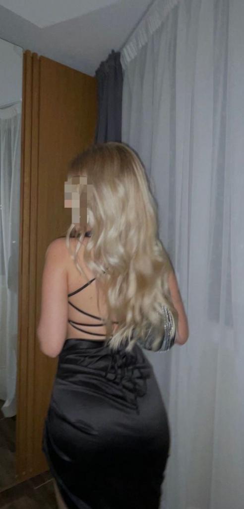 604227019: Chica busca chico en Barcelona