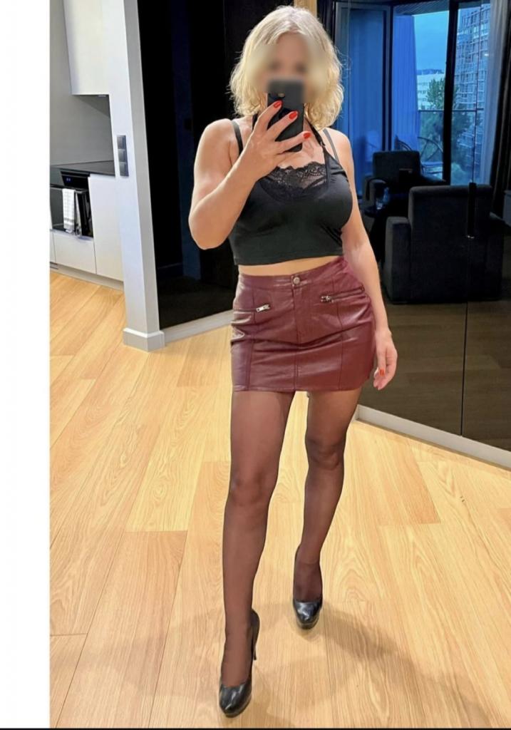 Chica busca chico en Gerona: 