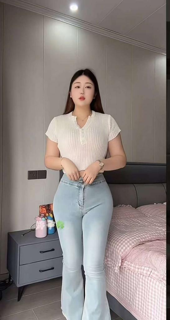 Chica busca chico en Barcelona: Chica busca chico