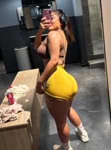 Chica busca chico en Sevilla: 