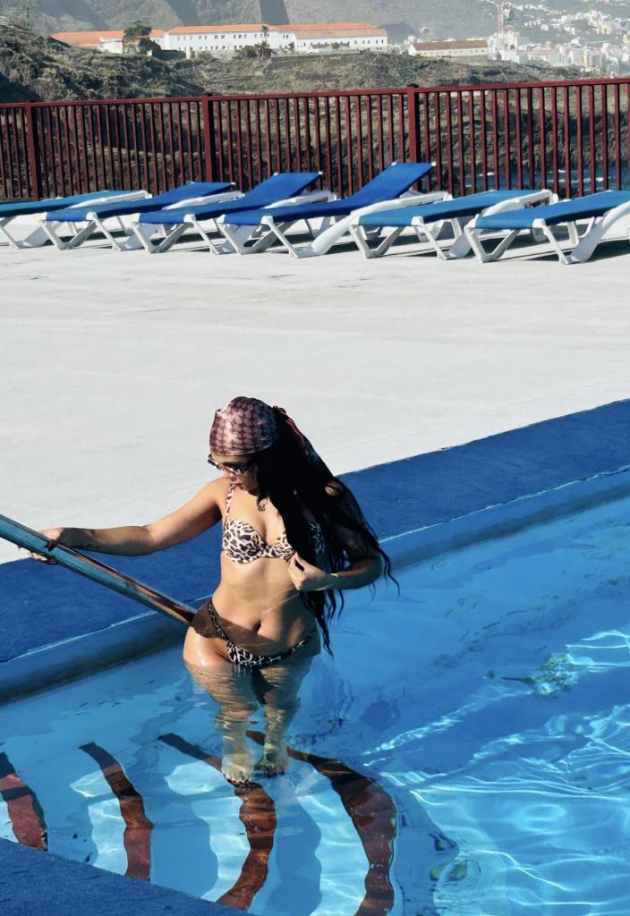 600947828: Chica busca chico en Tenerife