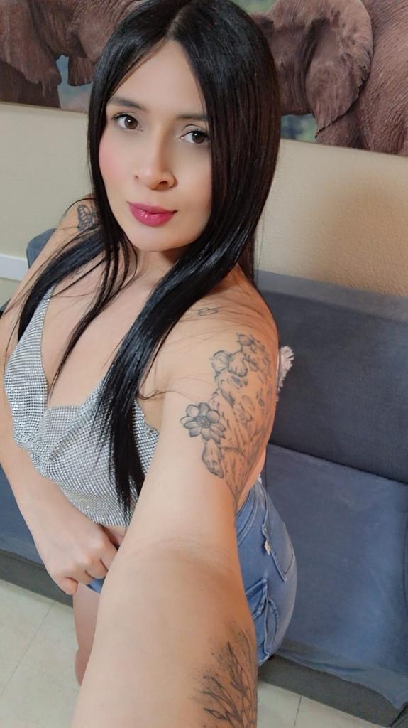 611201459: Chica busca chico en Almería