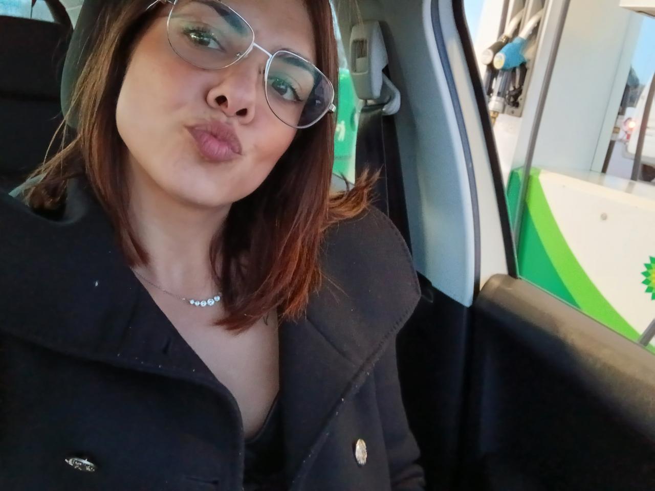 637619523: Chica busca chico en Cádiz