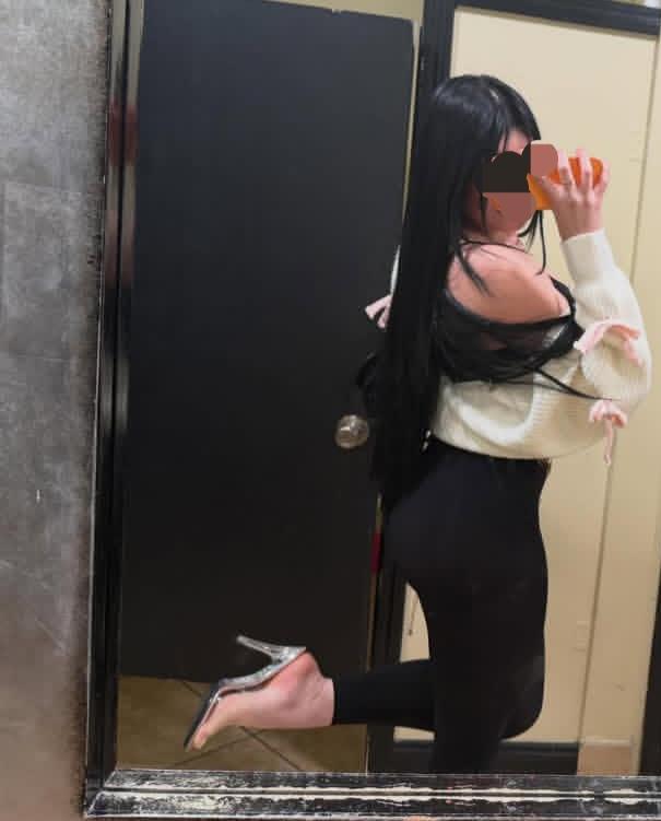 Chica busca chico en Sevilla: 