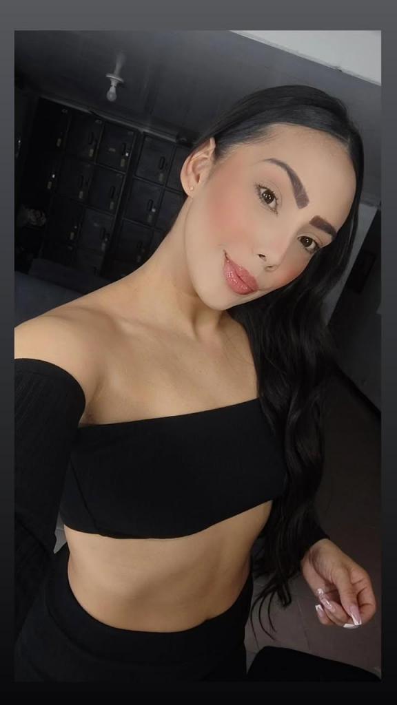 604275569: Chica busca chico en Segovia