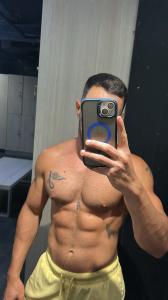 671151433: Chico busca chica en Granada