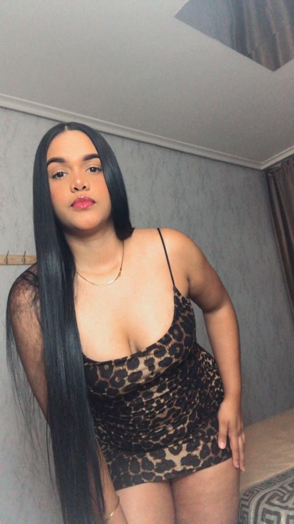 643204915: Chica busca chico en La Rioja