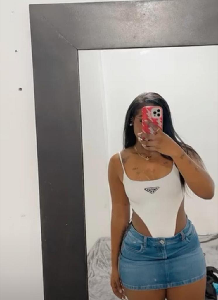 672888639: Chica busca chico en Almería