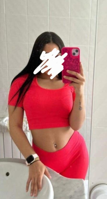 611839532: Chica busca chico en Málaga