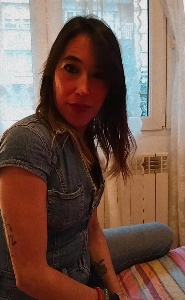 Chica busca chico en Asturias: 