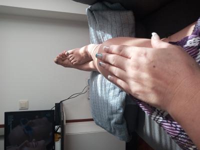 611166113: Chica busca chico en La Coruña