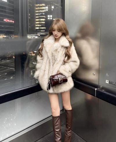 651116103: Chica busca chico en Madrid