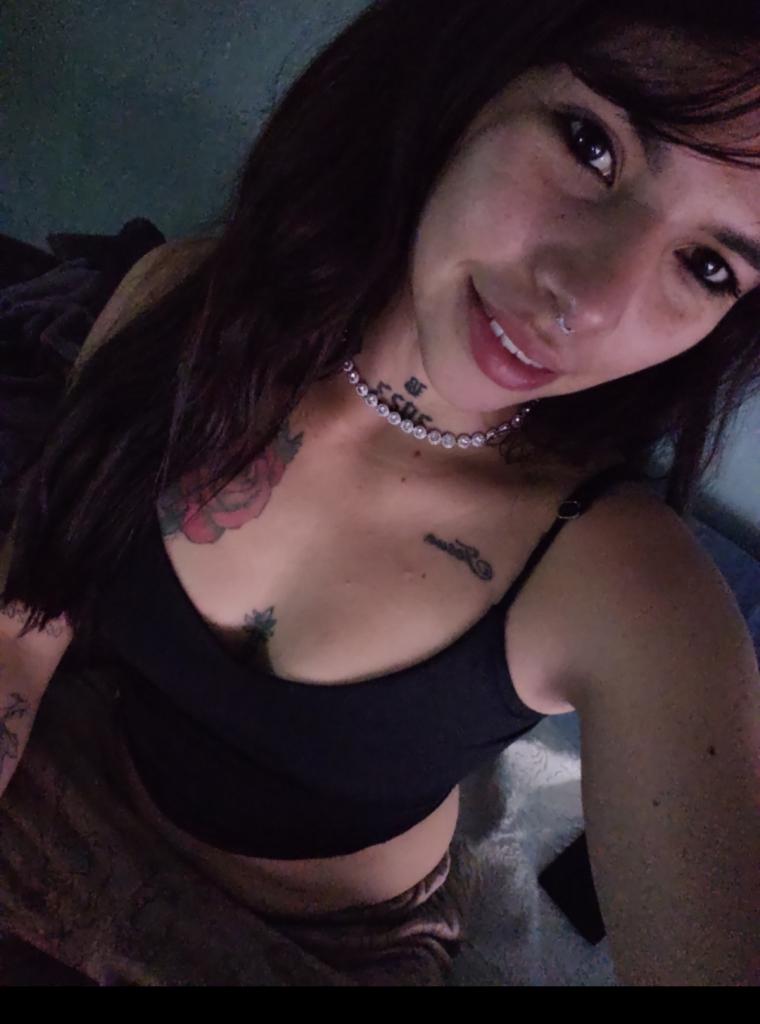 624559912: Chica busca chico en La Coruña