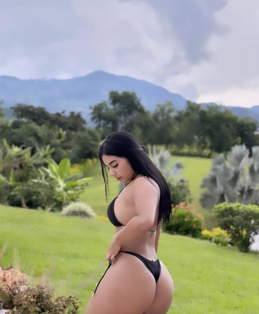 643390267: Chica busca chico en Málaga