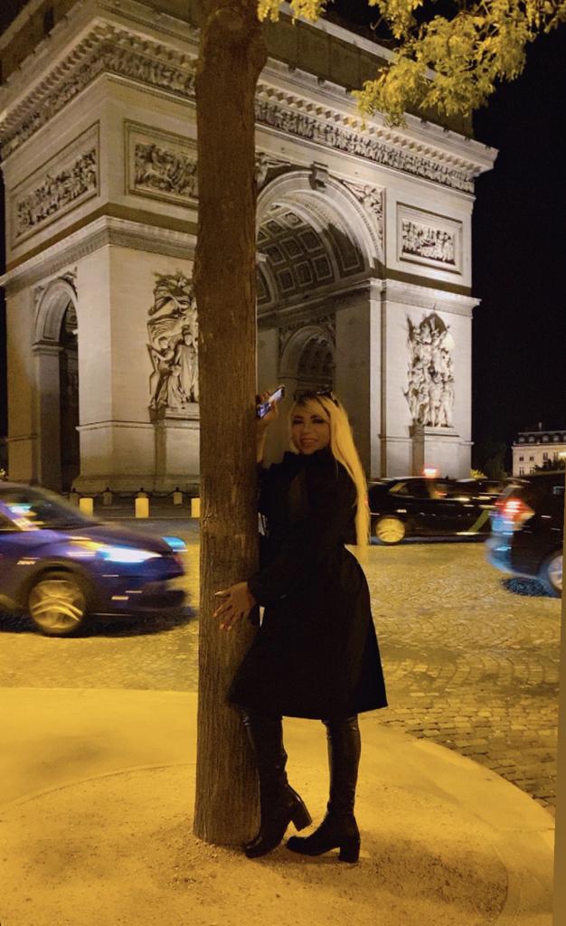 663559110: Transexual en Tenerife