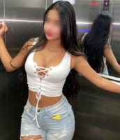 624815420: Chica busca chico en Barcelona