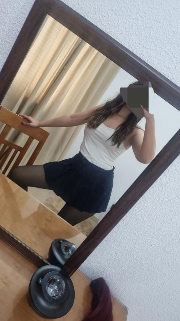 Chica busca chico en Granada: 
